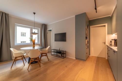 josef's home l Classic Apartment near City Center