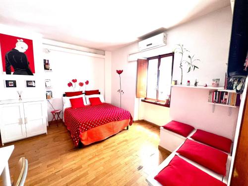 Lovely studio near the Colosseum