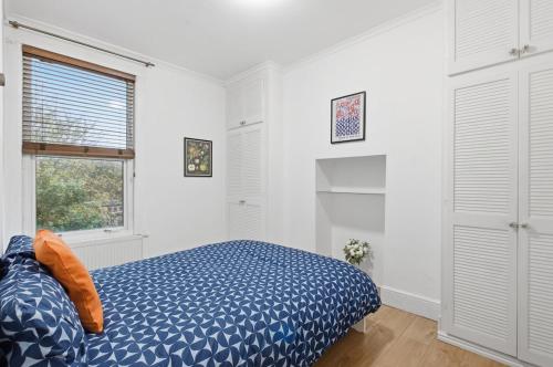 En eller flere senge i et værelse på South Croydon Base