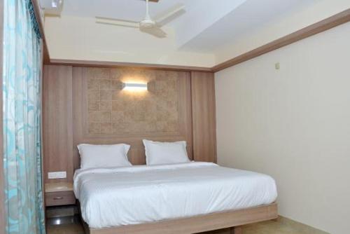 Φωτογραφία από το άλμπουμ του SR Grand Hotel σε Kārdha