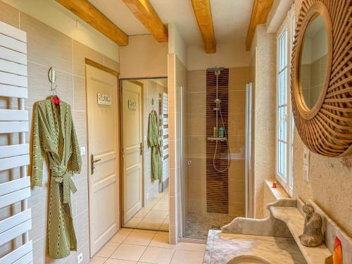 Koupelna v ubytování Kermajic 10