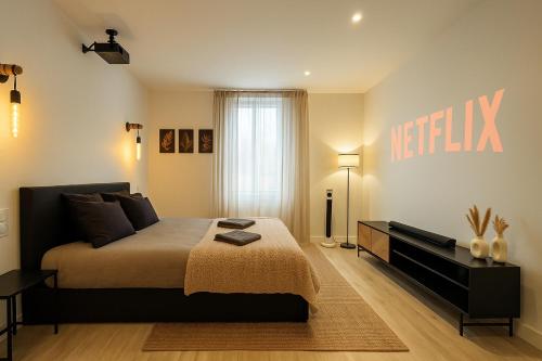 Cinéma & Jacuzzi aux Étoiles - CasaBianca Suite