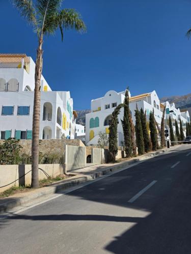 Fotografie z fotogalerie ubytování Lorins Seaside Santorini in Drymades Beach v destinaci Gjilek