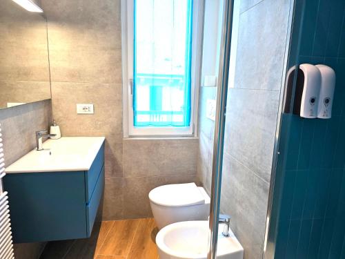 M4 Center - Design Washington - Self Check In - WiFi - Balcony - AC - MilanoFlats
