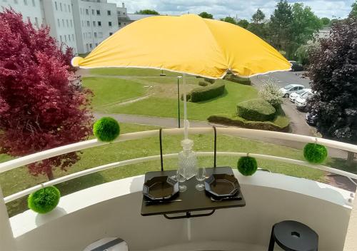 Appartement Le doux Viking, balcon & parking privé proche Zénith Caen