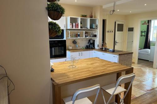 Una cocina o cocineta en Charming apartment - 4P