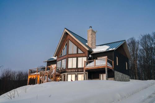 Το κτήριο όπου στεγάζεται  το σαλέ