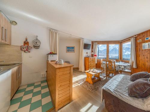 Studio sud skis aux pieds à Val-d'Isère, animaux acceptés
