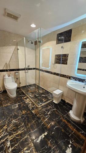 Ένα μπάνιο στο Konal suite