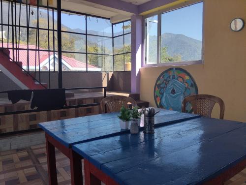 Nespecifikovaný výhled na hory nebo výhled na hory při pohledu z apartmánu