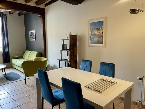 Posezení v ubytování Appartement Le Coche d'Eau Auxerre Les Quais