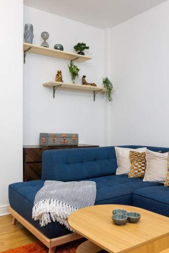 Harrington Chambers by Charming Apartments - Pool Table & Ping Pong photo 25