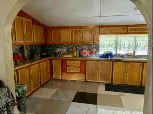 Dapur atau dapur kecil di JayDees Homestay