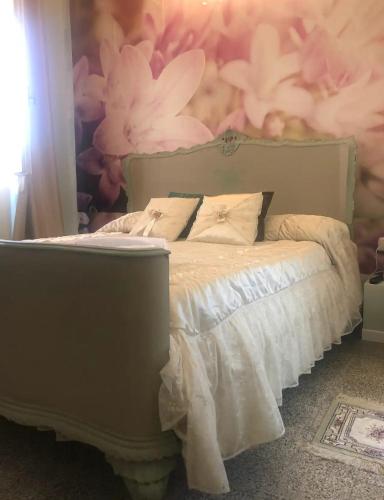 Ένα ή περισσότερα κρεβάτια σε δωμάτιο στο Love Gioia Tauro