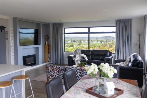 Χώρος καθιστικού στο Views on Bonar