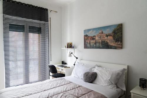 Whole apartment near main subway