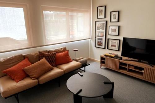 BOLHÃO - Stylish downtown two bedroom apartment