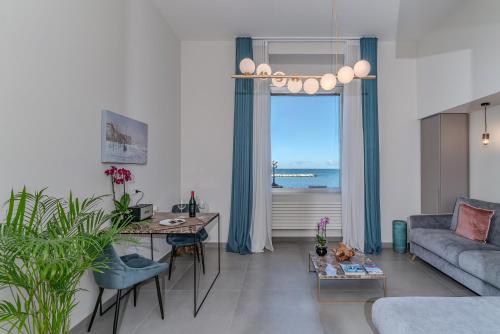 Гостиная зона в Alta Marea Apulia sea view