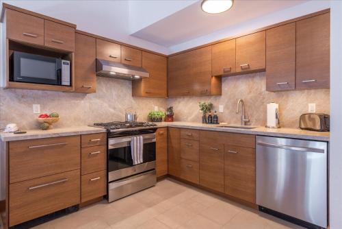 Η κουζίνα ή μικρή κουζίνα στο Timber Creek 309 condo