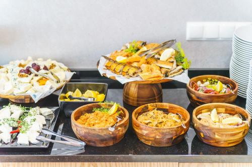 Φαγητό σε αυτό το ξενοδοχείο ή κάπου εκεί κοντά