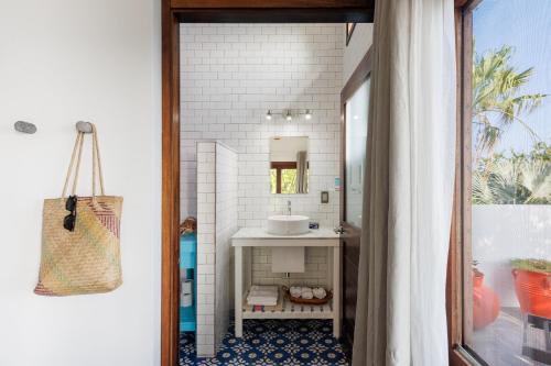 Ένα μπάνιο στο Casa Kalmar