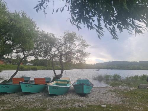 Φωτογραφία από το άλμπουμ του Tu Casa familiar ideal, centrica en Lican Ray σε Licanray