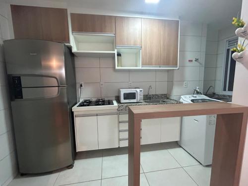 Η κουζίνα ή μικρή κουζίνα στο Apt Vista Mar Completo próx Praias da litoranea