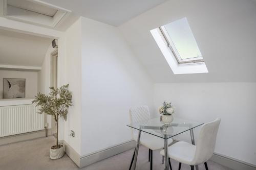 Fotografie z fotogalerie ubytování Moulsham Apartments by Stays Accommodation - Apartment 1C - Apartment 1E - Long Stays Welcome v destinaci Chelmsford