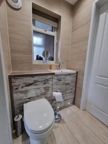 Φωτογραφία από το άλμπουμ του Tiny Home - Buckthorn Close σε Broadstone