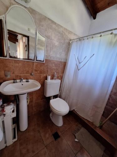 Vannituba majutusasutuses Alojamiento a 10 minutos de pinamar