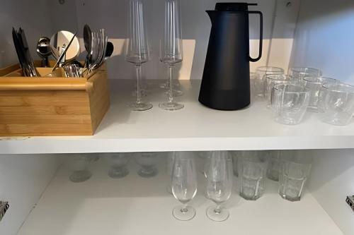 Příslušenství pro přípravu čaje a kávy v ubytování Tulum House Milagres