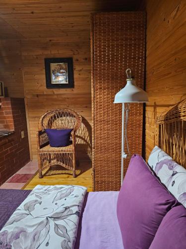 Ένα ή περισσότερα κρεβάτια σε δωμάτιο στο Lavender Valley