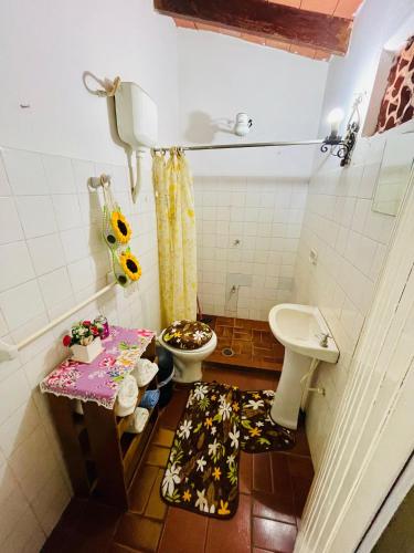 Ένα μπάνιο στο Alojamiento DOÑA PERLA