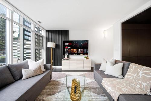 Χώρος καθιστικού στο Luxury 4BR Home Sleeps 14 with Parking