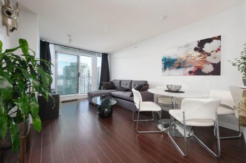 Χώρος καθιστικού στο Luxury Condo in Prime Location with Pool & Jacuzzi