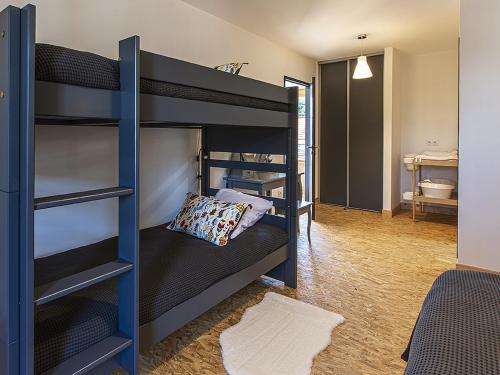 Postel nebo postele na pokoji v ubytování Gîte de charme en Sologne, 15 pers., 5 ch., accès PMR, parking privé, tout inclus, animaux acceptés - FR-1-491-427