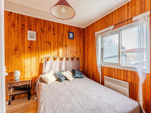 Postel nebo postele na pokoji v ubytování Maison Centre Biscarrosse Plage - Proche Océan - Parking - 4 Pers - FR-1-521-264