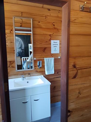 Φωτογραφία από το άλμπουμ του JunoHall Backpackers σε Waitomo Caves