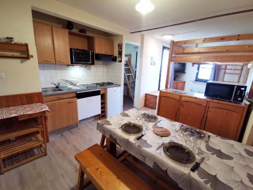 2 Pièces Familial à Prapoutel - Balcon et Belle Vue - FR-1-771-40