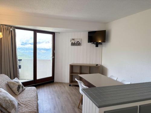 Studio skis aux pieds pour 4 pers, balcon vue vallée - FR-1-322-701