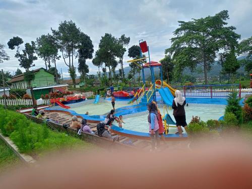Πισίνα στο ή κοντά στο Bantir Sky View
