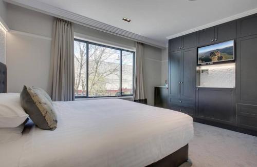 Postel nebo postele na pokoji v ubytování Explore the Blue Mountains on foot