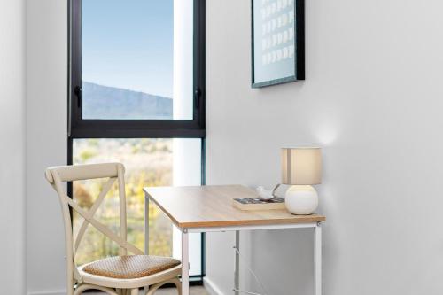 Gallery image of Central 2-Bed with Gym, BBQ & Stunning Views in Canberra