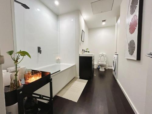 Et badeværelse på Large apartment city center