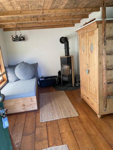 Χώρος καθιστικού στο Fuchs & Has`