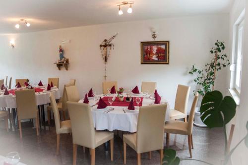 Restaurace v ubytování Pansion Danijel