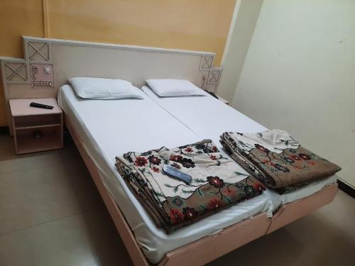 Φωτογραφία από το άλμπουμ του Hotel Ritesh σε Solapur