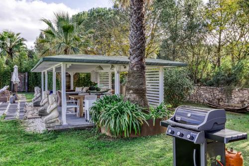 Photo de la galerie de l'établissement Casa Bali Costa Brava, à Llofríu