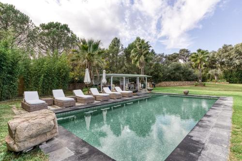 Photo de la galerie de l'établissement Casa Bali Costa Brava, à Llofríu