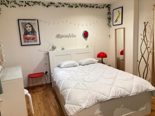 Postel nebo postele na pokoji v ubytování L'escale Maison Wifi Parking Privé Un Séjour à Part